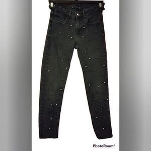Zara Gray Beaded Cropped Distressed Jeans Raw Hem Tagged Sz 6
